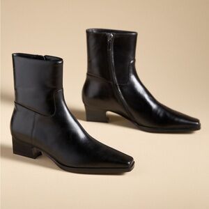 Lola Cruz Vecca Black Women's Ankle Boots